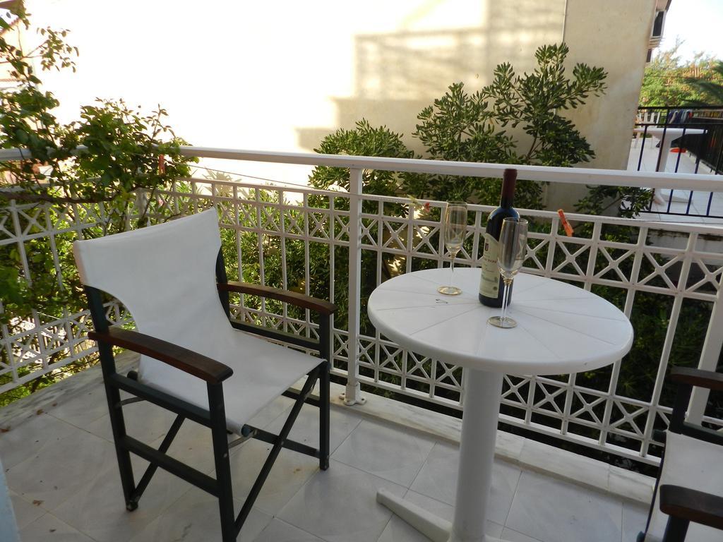 Terra Azzura Apartment Лаганас Екстериор снимка