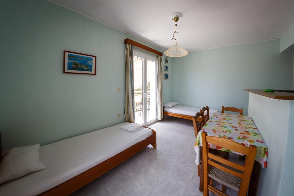 Terra Azzura Apartment Лаганас Екстериор снимка
