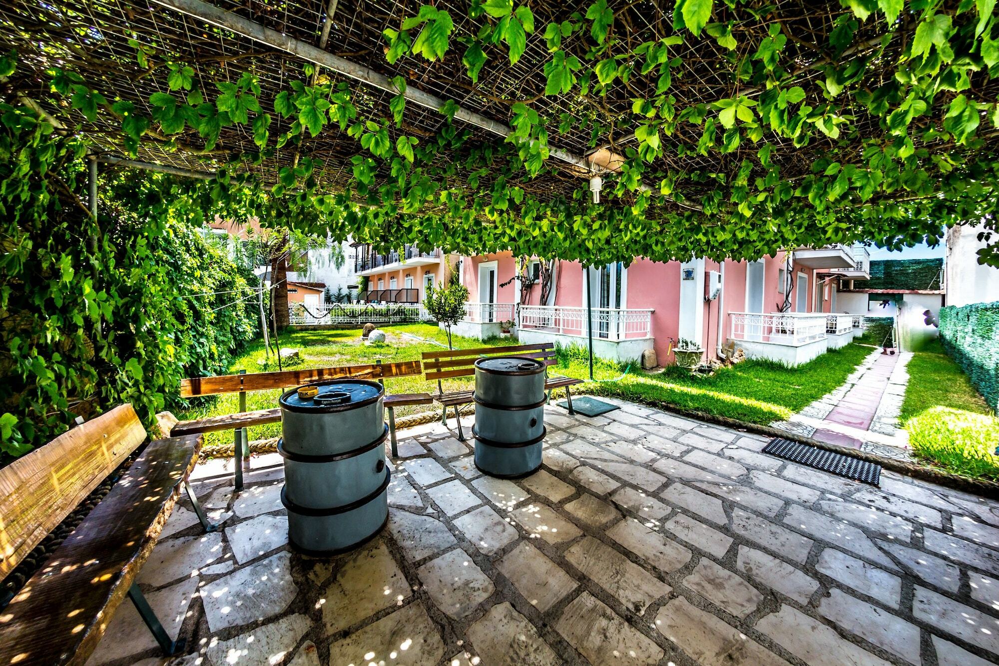 Terra Azzura Apartment Лаганас Екстериор снимка